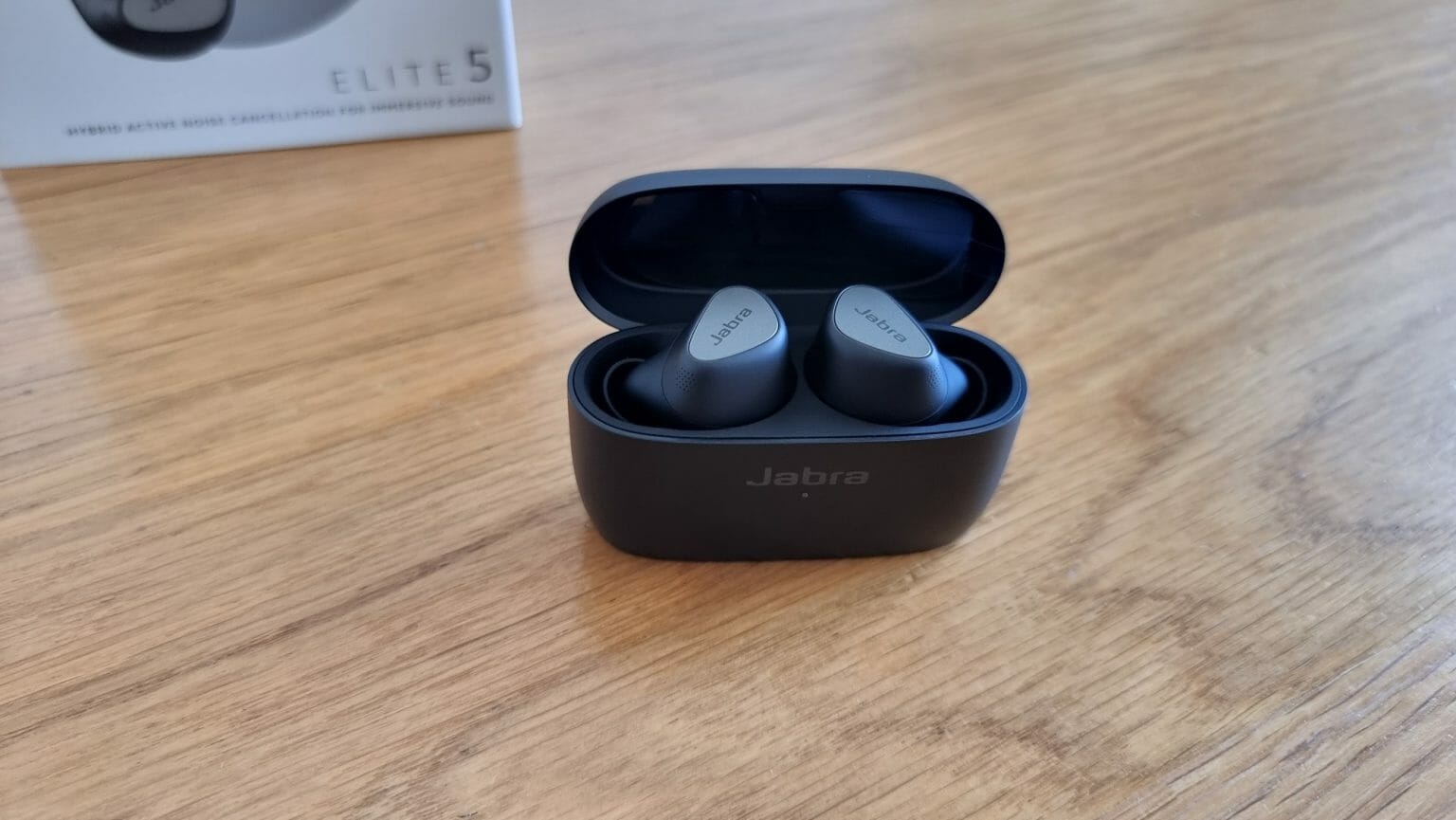 Jabra-Elite_5