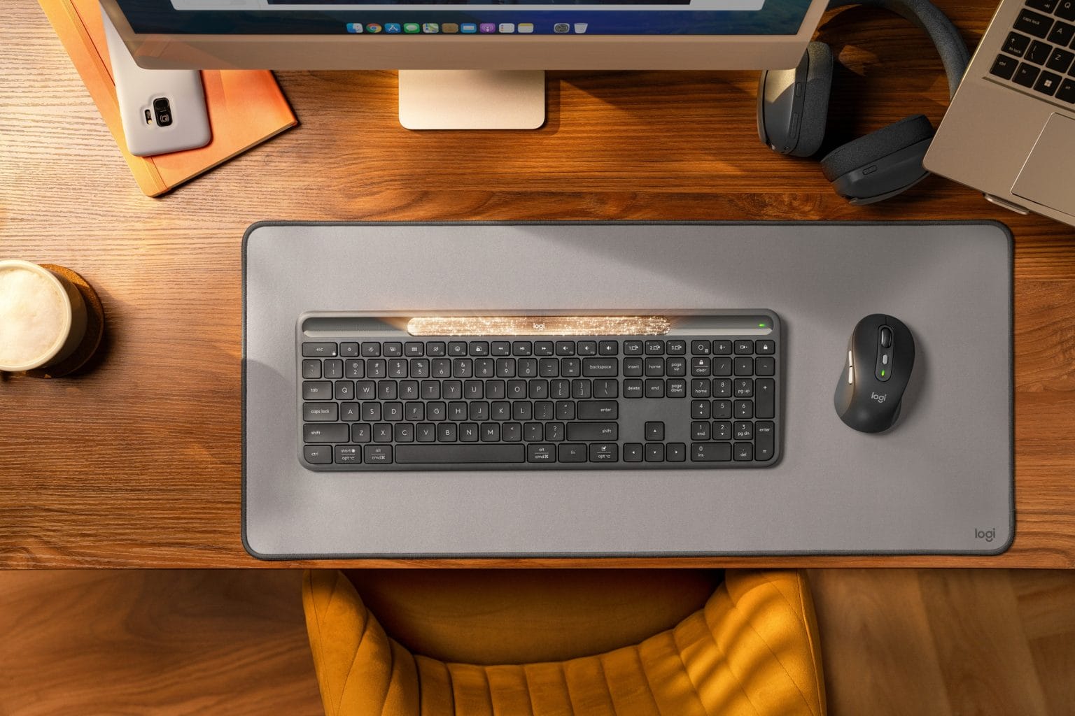 Logitech Signature Slim Solar K980