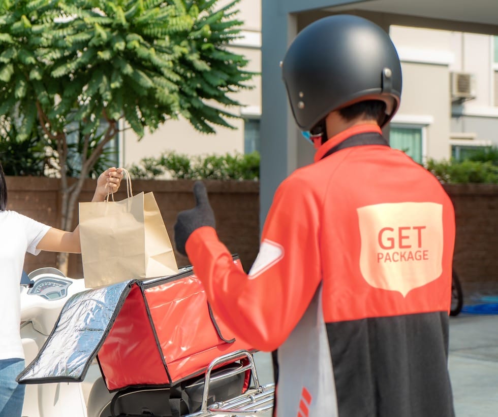 GetPackage door to door delivery