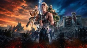 Masters of the Universe הסרט - פוסטר רשמי המציג את הי-מן אוחז בחרב הכוח במרכז, כשהוא מוקף בדמויות כמו סקלטור, טיליה, איש-נשק וטירת גרייסאקל על רקע שמיים דרמטיים.
