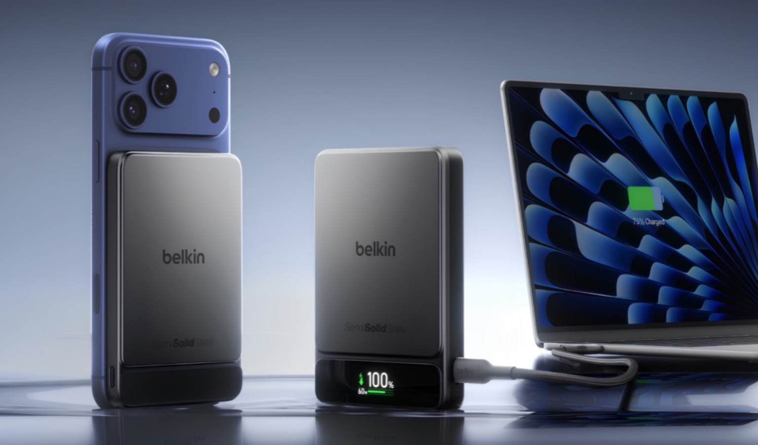 Belkin UltraCharge Pro - סוללות גיבוי ניידות של בלקין בטעינת סמארטפון ומחשב נייד